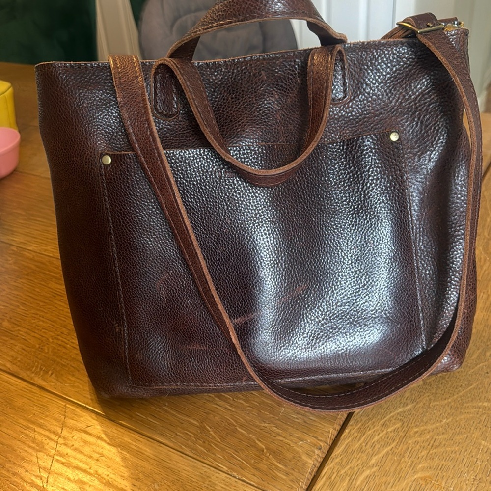 Portland leather group cold brew medium crossbody tote. Lightly used.